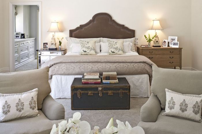 Nightstands mismatched bedroom bedside create bedrooms tables decorate harmonious look Nightstands mismatched bedroom bedside create bedrooms tables decorate harmonious look